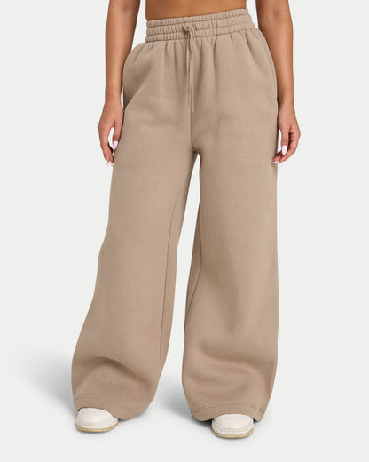 Womens Collective Wide Leg Sweatpant