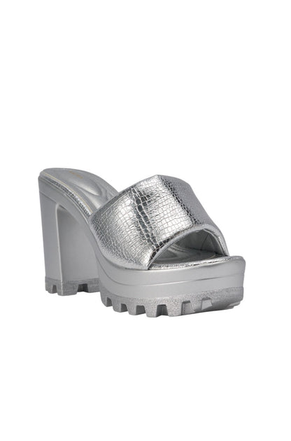 AKIRA COOLCAT SILVER CROC BLOCK HEEL MULE SANDAL