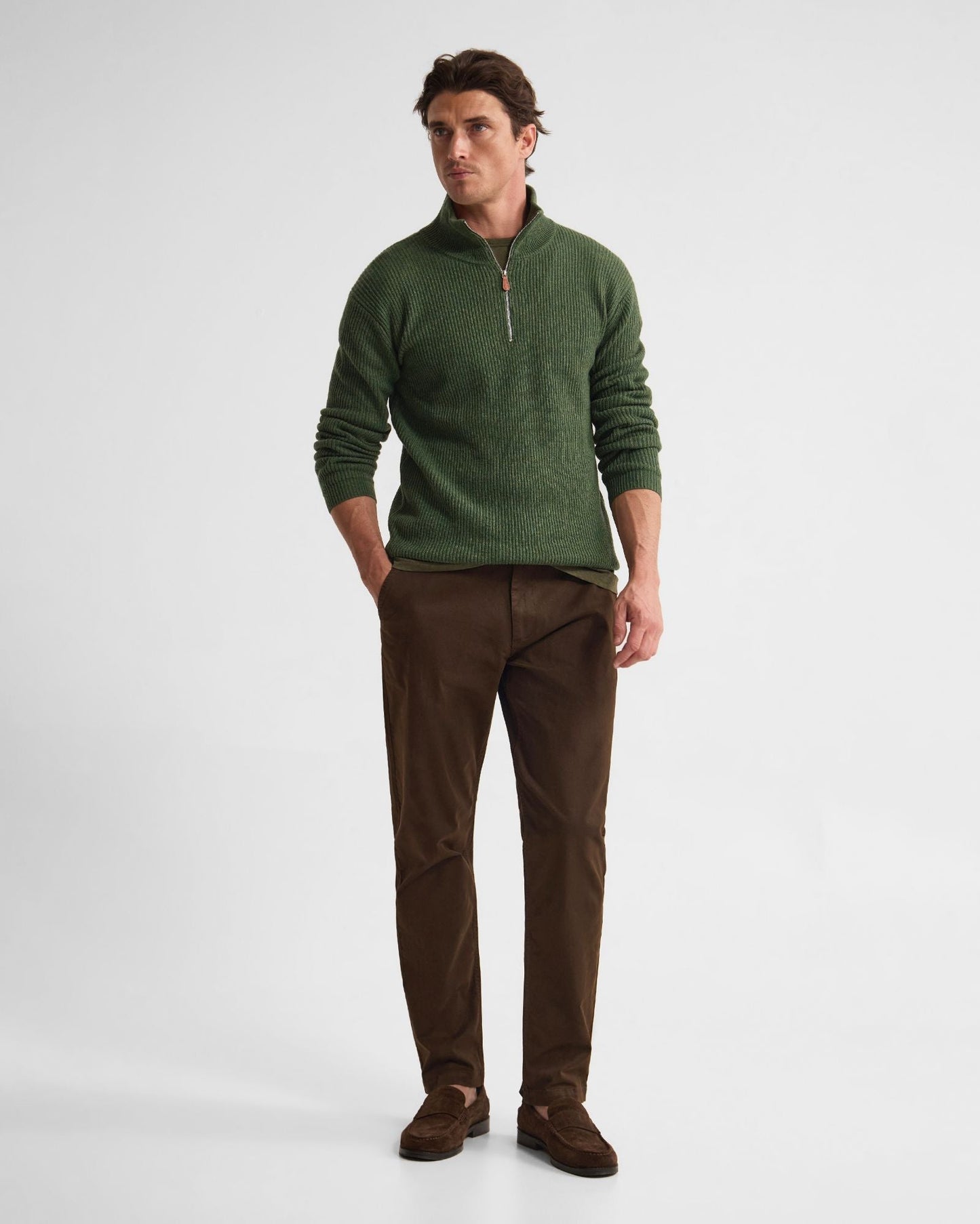 Relaxed Fit Chino