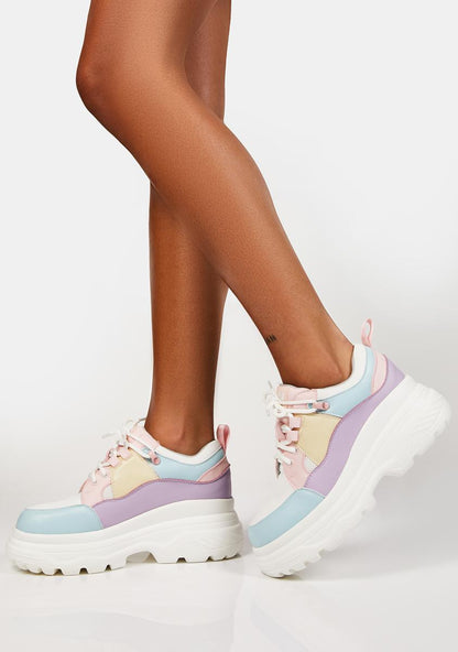 Amaris Sneakers